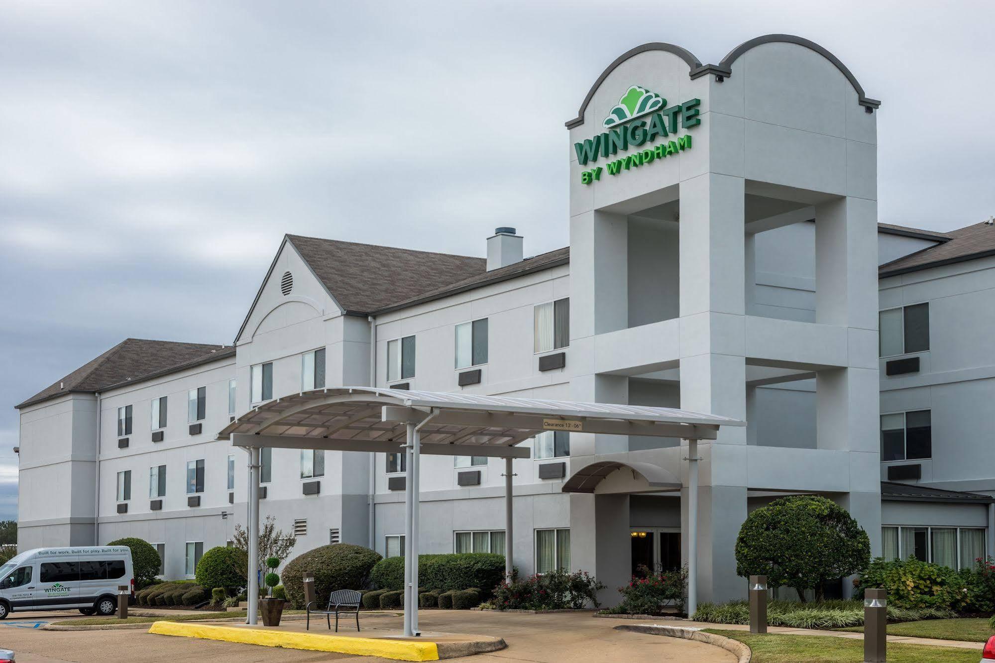 Отель Wingate By Wyndham Shreveport Airport Экстерьер фото
